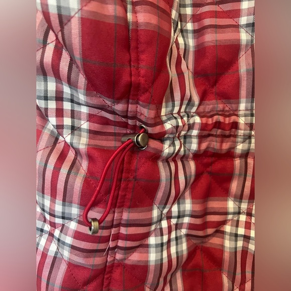 Croft & Barrow Red Plaid Quilted Vest - Picture 4 of 6